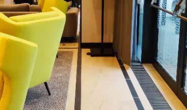 Klimakonwektory kanałowe CVK w Hilton Garden Inn Kraków Airport