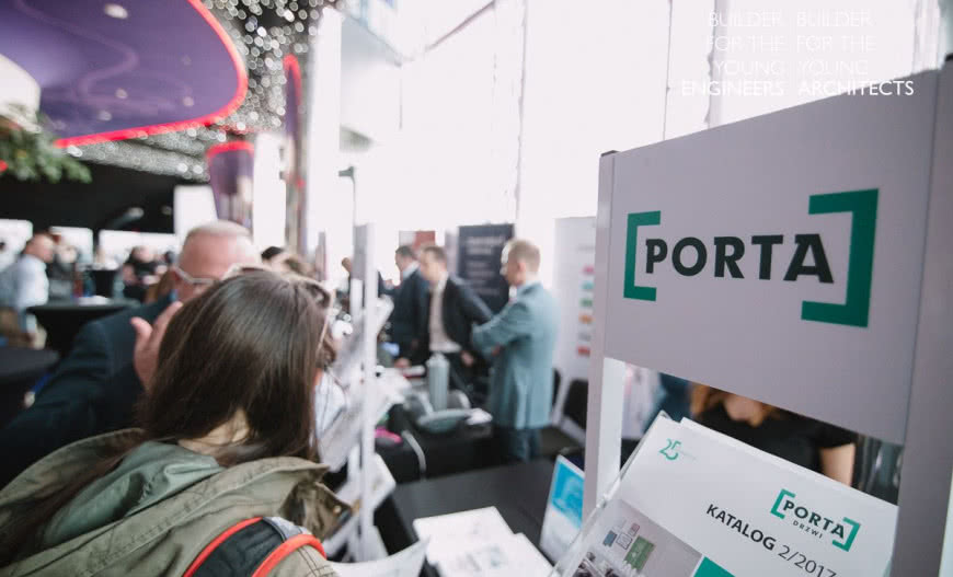 PORTA DRZWI pomaga studentom osiągnąć sukces